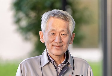 Expanding the Clinical Testing Business Based on Synergies between Analytical and Measuring Instruments and Culture Media/Reagents