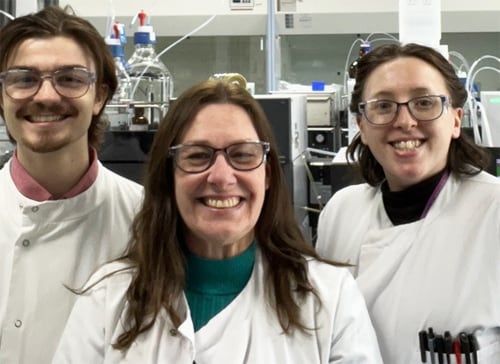 Louise Bacon (center), with her colleagues Cyprien Bone (left) and Lorraine Ezra (right) in the Preparative and Isolation Chemistry Team at Syngenta.