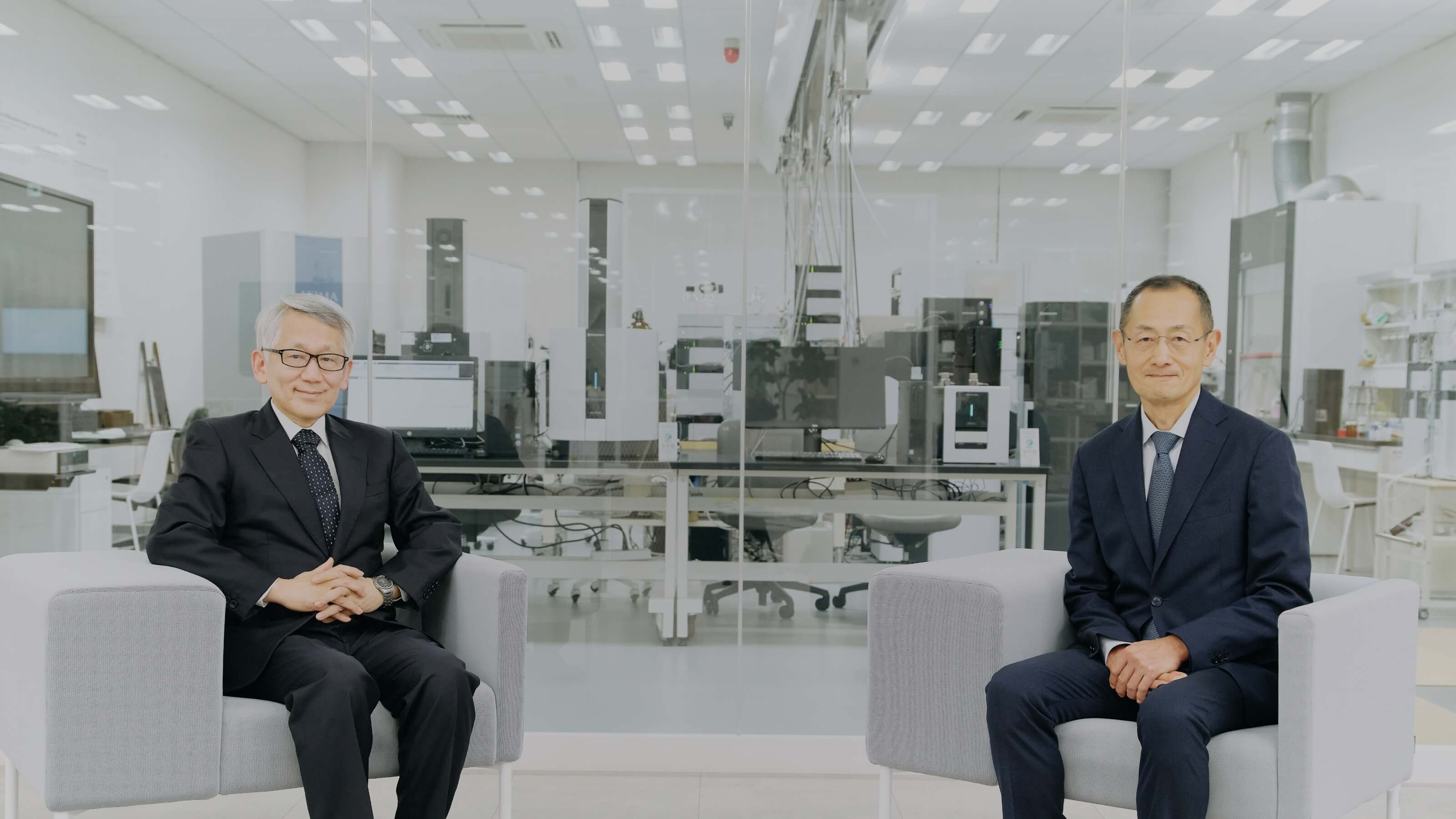 田中耕一　山中伸弥