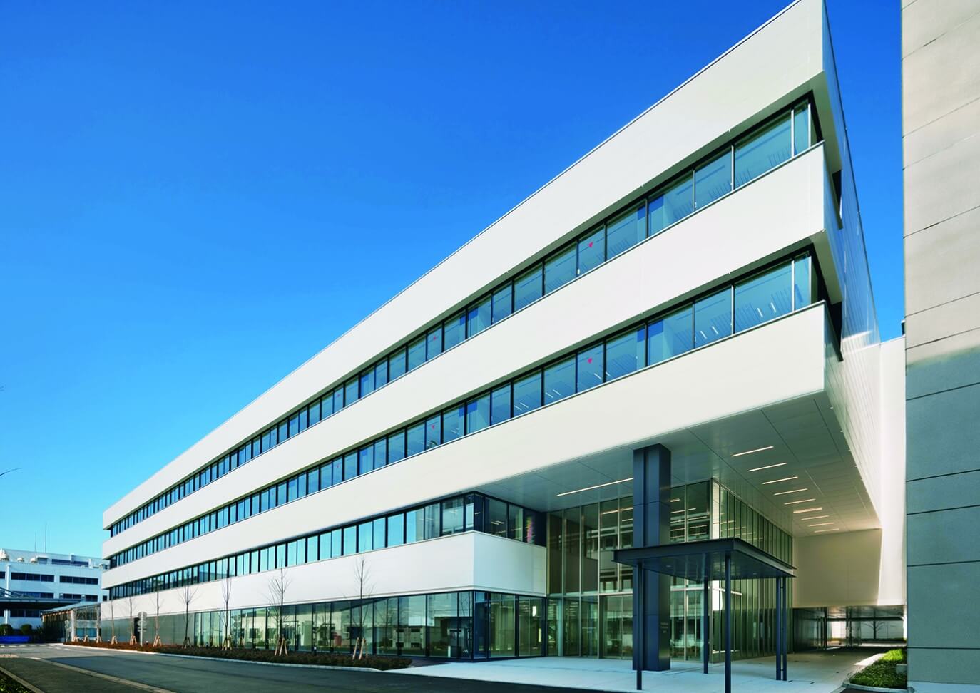 The Healthcare R&D Center is our research base in the field of advanced healthcare