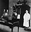 First medical X-ray apparatus (1909)