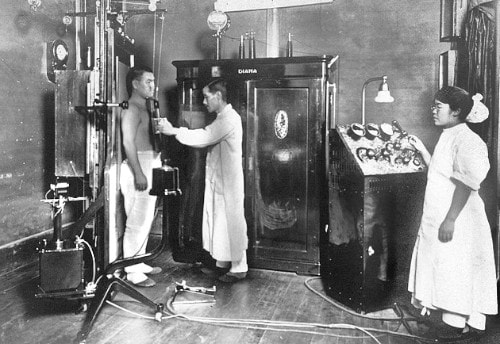 X-Ray Imaging around 1921