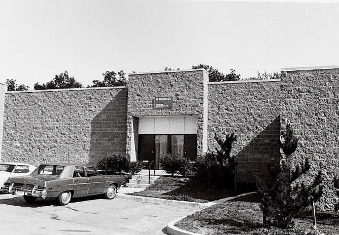 Shimadzu Scientific Instruments, Inc. (SSI) was established in the U.S.