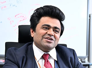 Ganesh Pandian Namasivayam, Junior Associate Professor at Kyoto University iCeMS (Institute for Integrated Cell-Material Sciences)