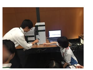 Hands-on experience of an analyzer