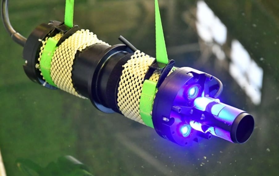 High-end model (prototype) of underwater optical wireless communication device "MC100"