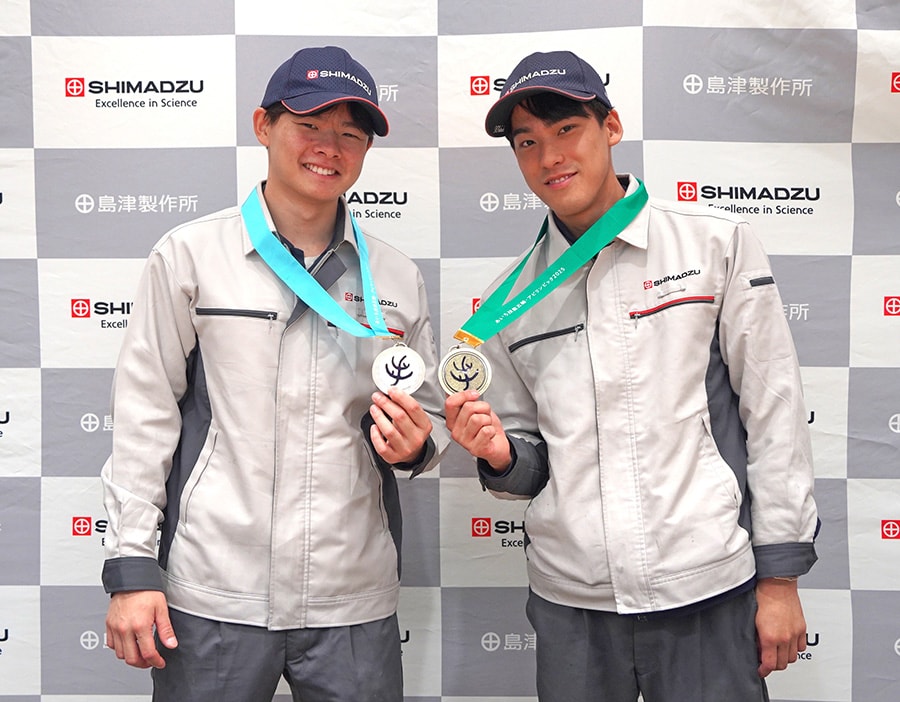 Ko Tanioka (left) and Kazushi Nakada