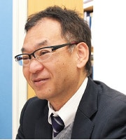 Associate Professor Tamio Ida,Vice-Director of the Kinki UniversityResearch Institute of Biocoke