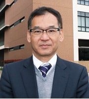 Mr. Tamio Ida, Associate Professor, Doctor (engineering)Vice-Director of the Kinki University Research Institute of Biocoke