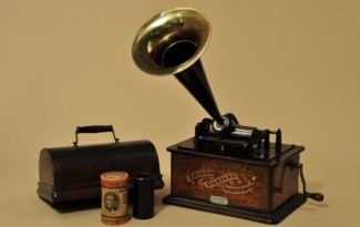 July 31 is “Gramophone Day”! A Surprising Connection between Edison and Shimadzu