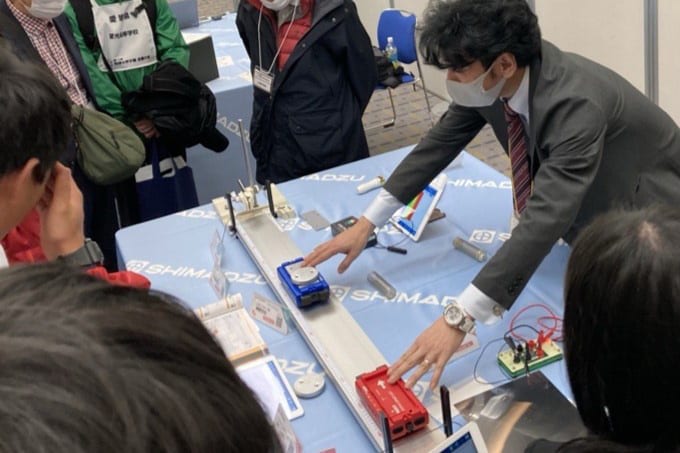 Mechanics trolley smart cart and experiments