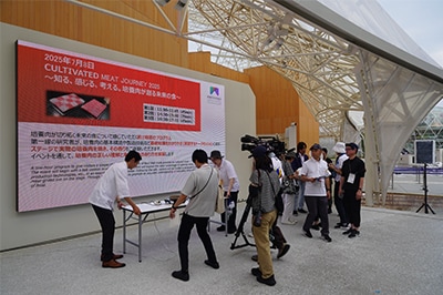 Many representatives from the press also attended