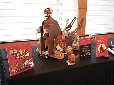 machines that were featured in the NHK program “Night of the Makaizo Society,” and other items were exhibited