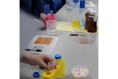 Experiment on salt concentration and buoyancy of sweet confectionery