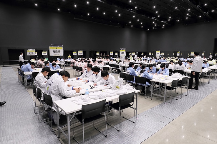 Cooperating as teams for the written test