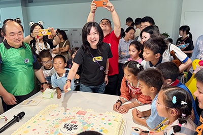 用特别的蛋糕庆祝岛津公司成立150周年