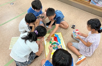 Our original card game “bidi”