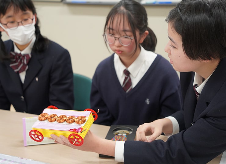 Large magnets on the car