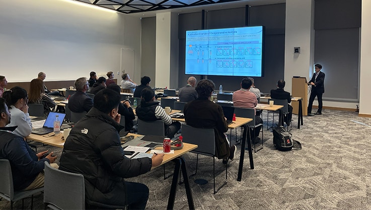 Hirotaka Kuroda, Cell Business Unit, Diagnostics Management Department, Analytical & Measuring Instruments Division, Shimadzu Corporation, also gave a presentation