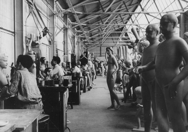 Mannequin Factory, Circa 1937